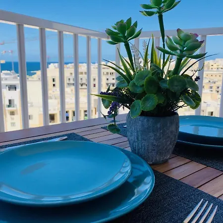Po 13 - New Seaside With Balcony Views Διαμέρισμα *