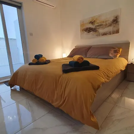 Apartment Po 13 - New Seaside With Balcony Views *
